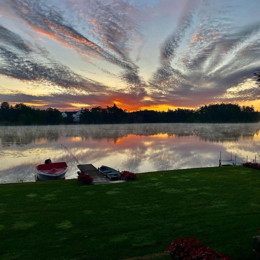 Welcome To The Lake Northwood ภายนอก รูปภาพ